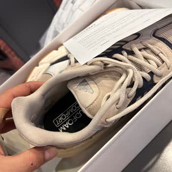 2 Ayda Deforme Olan 6 Bin TL’lik Ayakkabı Hayal Kırıklığı Yarattı