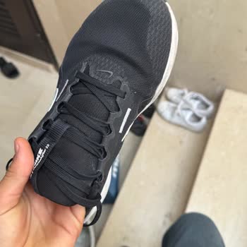 Nike Ayakkabıda Güneş Yanığı Ve Filede Deformasyon Sorunu Çözülmüyor