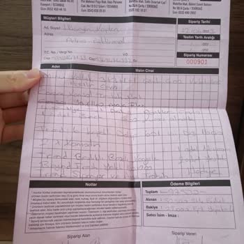 Yatakta Oluşan Lekeler Ve Aylardır Çözülmeyen Servis Bekleyişi