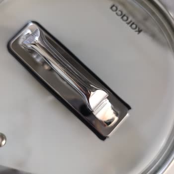 Karaca Züccaciye Valora Çelik Tencere Setinde Kapak Deformasyonu Ve Kalite Sorunu