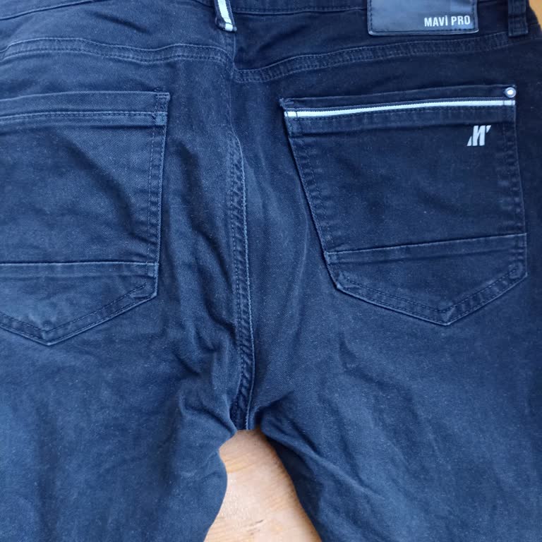 Pantolonumda Renk Solması Ve Yıpranma Sorununa Çözüm Bulunmuyor