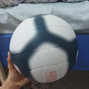 Decathlon Yeni Aldığım Voleybol Topunun Havası Sürekli İniyor