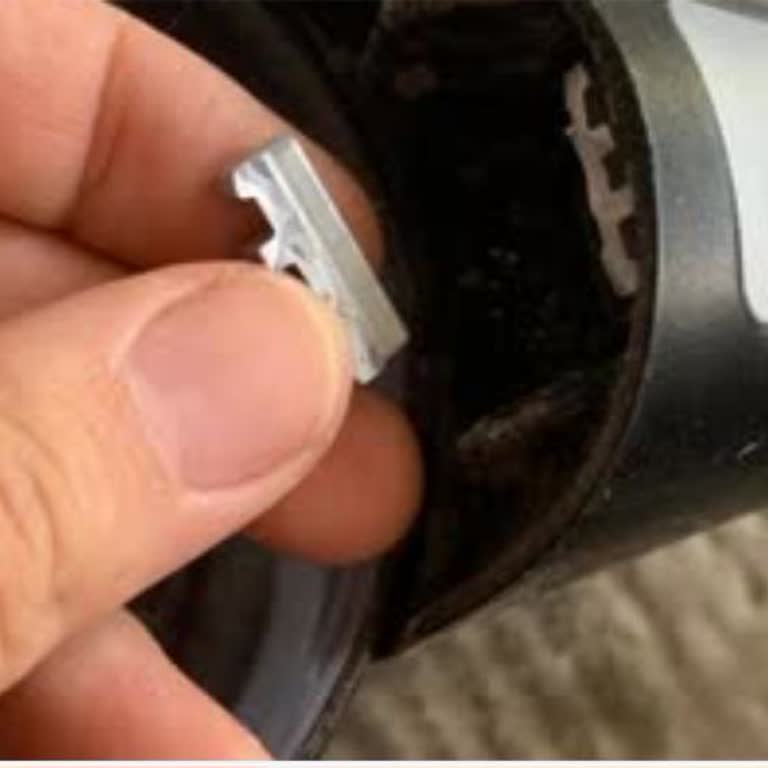 BSH Çalışanı Olarak Süpürge Batarya Klipsi Sorunum Çözülmüyor