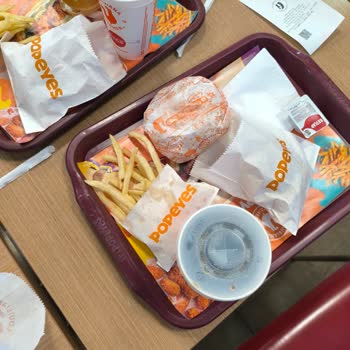 Popeyes'ta Sipariş Sonrası Yaşanan Ürün Ve Servis Sorunları