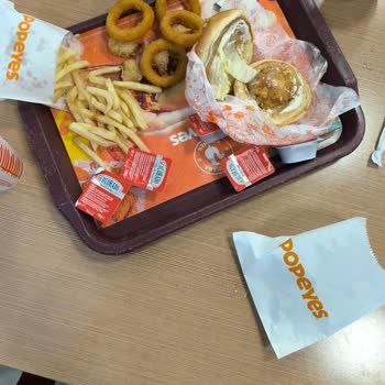 Popeyes'ta Sipariş Sonrası Yaşanan Ürün Ve Servis Sorunları