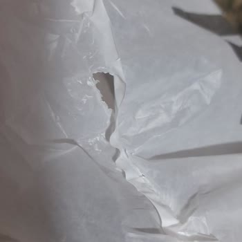 Yırtık Poşet Mağduriyeti Ve Mağaza Yetkilisinin Kaba Yaklaşımı