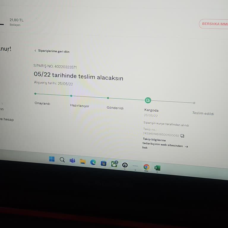 Aynı Gün Teslimatlı Kargom Şubede Bekletiliyor, Bilgi Verilmiyor