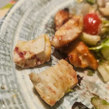 Kutlamada Hayal Kırıklığı Yaşatan Tavuk Dünyası Deneyimi