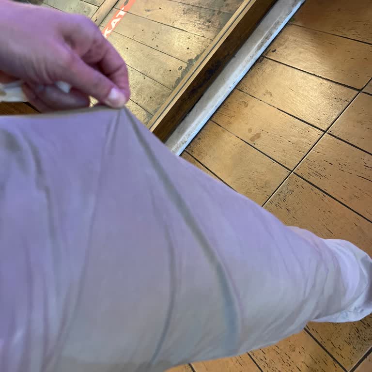 Restoranda Üzerime Çay Döküldü, İlgisiz Davranışla Karşılaştım