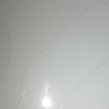 Kurulum Hatası Nedeniyle Çamaşır Makinesi Dolabım Zarar Gördü