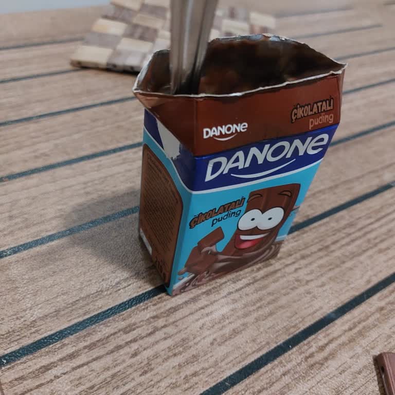 Danone Pudingde Renk Farklılığı Ve Bozulma Endişesi