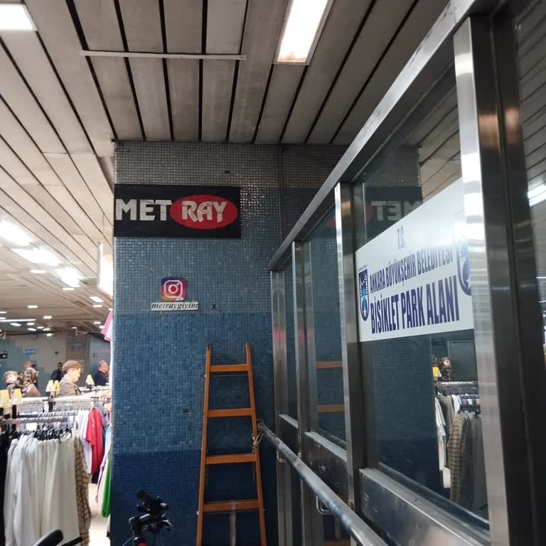 Pantolon Değişim Talebime Olumsuz Ve Sert Yaklaşım