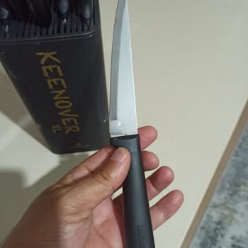 Karaca Bıçak Setinde Paslanma Ve İlgisizlik