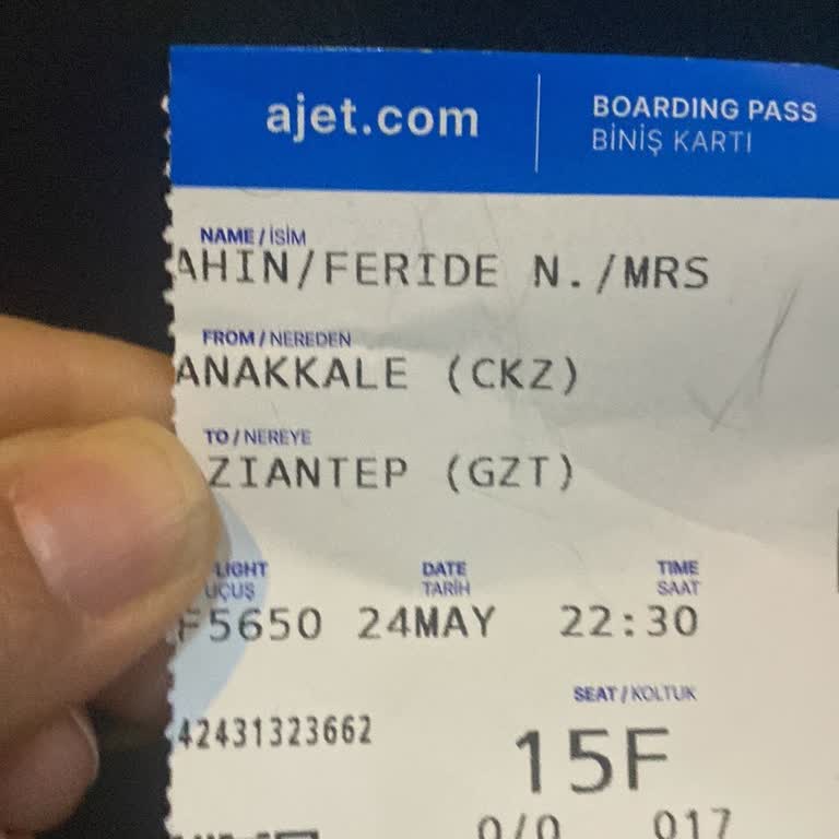 Ajet Kabin Ekibinden Öğretmen Ve Öğrencilere Uygunsuz Davranış