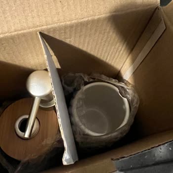 Kırık Ürün Ve Yetersiz Müşteri Hizmetleri Nedeniyle Hayal Kırıklığı