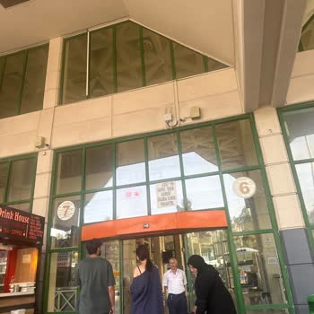 Otobüs Saatleri Hakkında Yanıltıcı Bilgi Ve İlgisiz Davranış