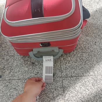 Pegasus Seyahatimde Valizim Parçalandı İlgisiz Kaldılar