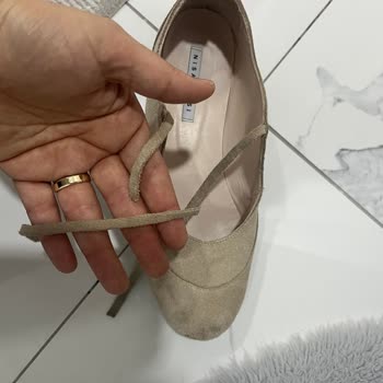 Nişantaşı Shoes Aldığım Babetin Bağcığı İlk Kullanımda Koptu, Müşteri Hizmetleri Yanıt Vermiyor