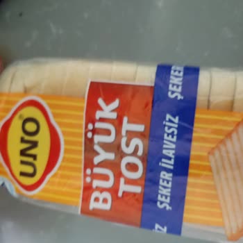 Aldığım Tost Ekmeği Tarihi Geçmeden Küflendi