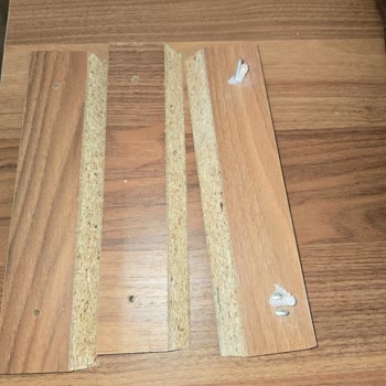 Geç Teslimat Ve Hatalı Montaj Sonucu Zarar Gören Salon Takımı