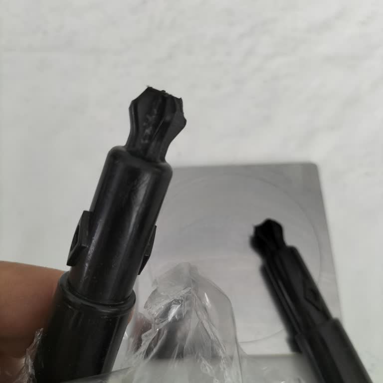 Arnica Diva Trend Bıçakları Hemen Sıyırıyor, Doğrama İşlevi Yok Denecek Kadar Kötü