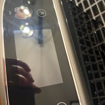 Kahve Makinesi Ekranında Garanti Süresi İçinde Oluşan Çizikler