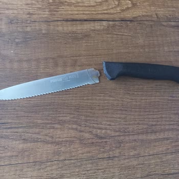 Kısa Sürede Deforme Olan Bıçak İçin Yardım Talebi