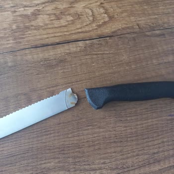 Kısa Sürede Deforme Olan Bıçak İçin Yardım Talebi