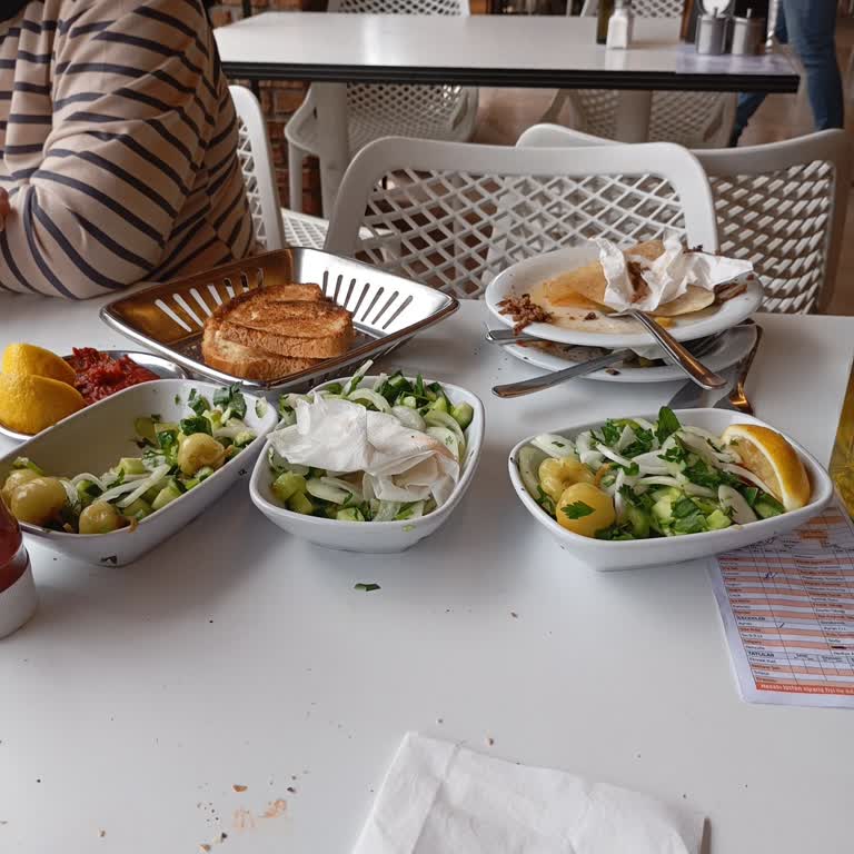 Çorlu Şubesinde Hizmet Eksikliği Ve İlgisizlik Yaşadık