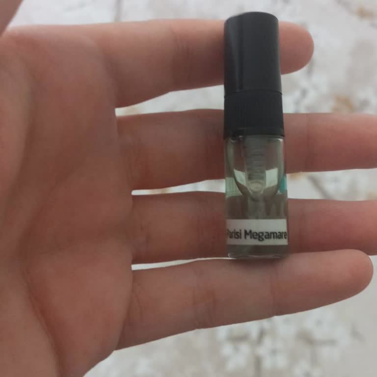 Dekant Parfüm Orta Parisi Megamare Parfümün Yayılımı 0!