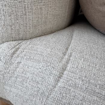 Bir Ayda Deforme Olan Koltuk Takımı Ve Yetersiz Servis Açıklaması