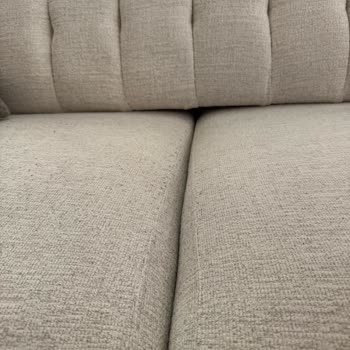 Bir Ayda Deforme Olan Koltuk Takımı Ve Yetersiz Servis Açıklaması