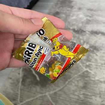 Haribo Jelibon İçinden Sert Madde Çıktı, Çocuğum Tehlike Atlattı