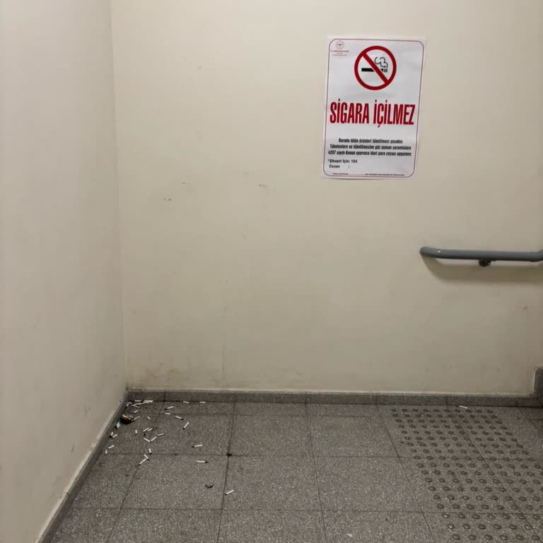 Hastane Güvenlik Görevlilerinin Kaba Davranışı Ve İlgisizliği