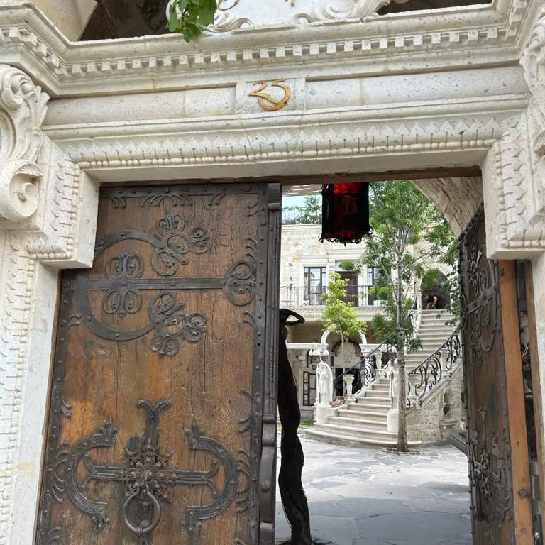 Sacred House'da Çocuklu Misafirlere Soğuk Tavır Ve Kapıdan Geri Çevrilme