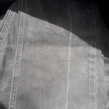 LCW'den Alınan Pantolonun Rengi Kısa Sürede Bozuldu, Değişim Reddedildi