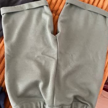 Çocuk Takımının Şortu İlk Giymede Tiftiklendi Dikişler Kötü Çıktı