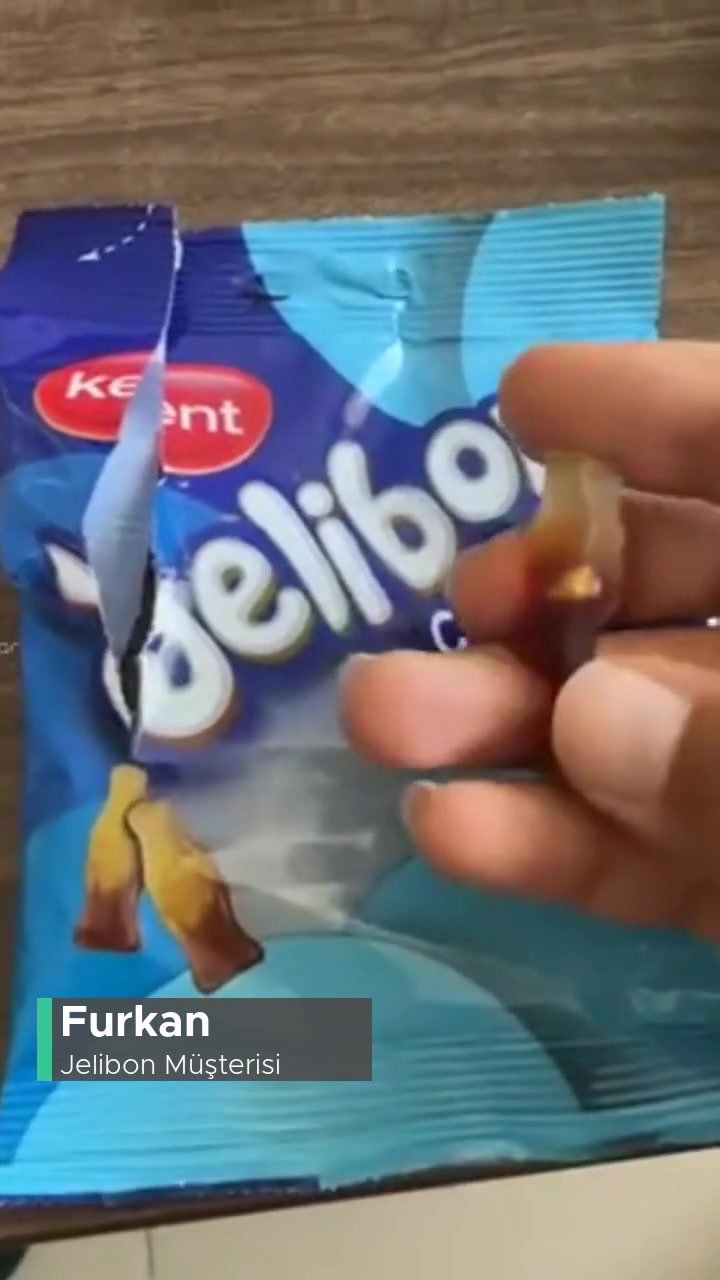 Jelibon İçinde Yabancı Sert Bir Cisim! videonun kapak resmi