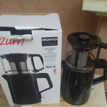 Yeni Alınan Çay Makinesi Küflü Ve Mağaza Çözüm Sunmuyor