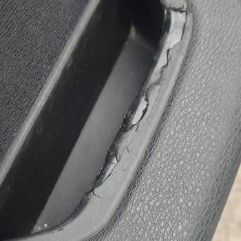 BMW X3 Kapı Kolu Kronik Soyulma Ve Deformasyon Sorunu
