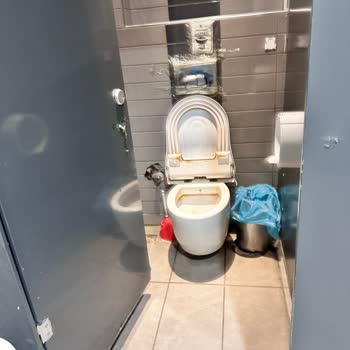 Shell İstasyonunda Hijyen Ve Erişilebilirlik Büyük Hayal Kırıklığı Yarattı