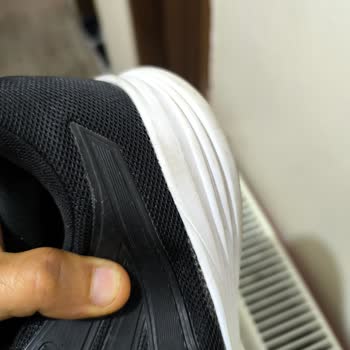 Aldığım Puma Ayakkabı Kusurlu Çıktı, Mağaza Sorumluluk Almadı