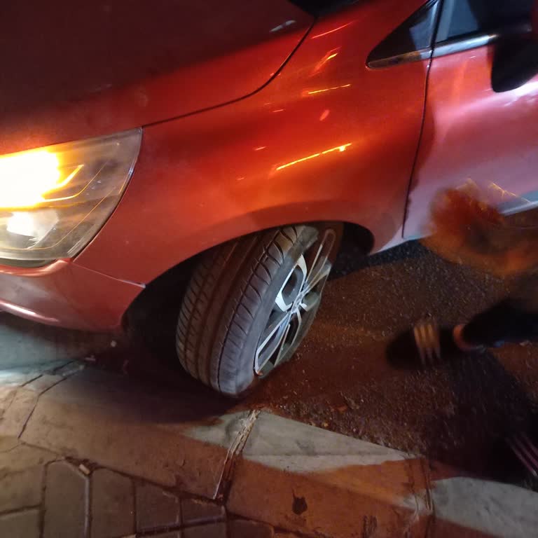 Servis Parça Bekletiyor, İkame Araç Verilmiyor, Mağduriyetim Artıyor