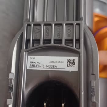 Dyson V15 Detect Turuncu Parça Kırılması Ve Yüksek Onarım Ücreti