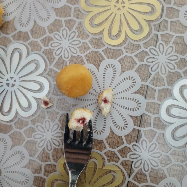 Gedik Tavukta Kanlı Parçalar Ve Sertifika Güvensizliği