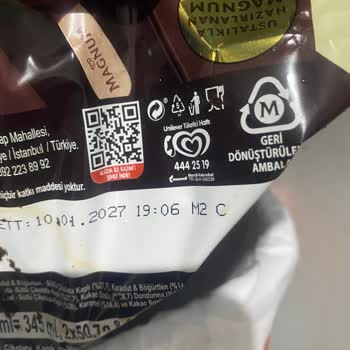 Aldığım Magnum Dondurma Kötü Ve İçi Boş Çıktı, Mağduriyet Yaşadım