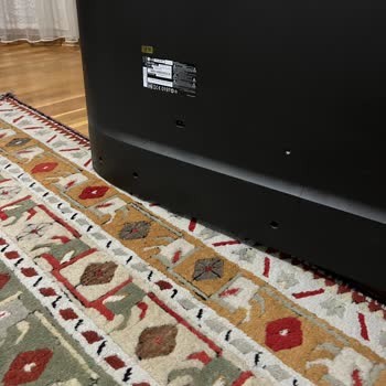 LG Televizyonun Ayağı Kırıldı Ve Ses Kartı Arızalandı
