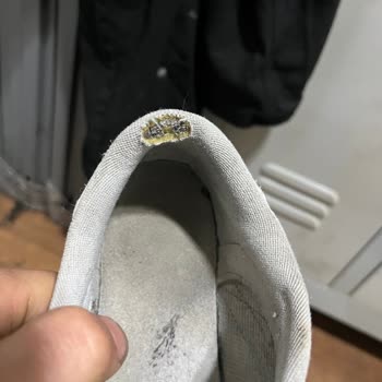 Reebok Ayakkabımın Topukları Kısa Sürede Yırtıldı Garanti Kullanıcı Hatası Dedi!