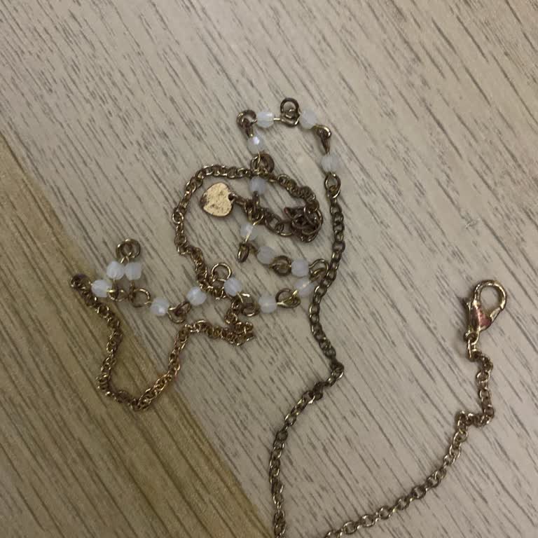 Aldığım Takılar Hızla Karardı Cildimde Sivilce Yaptı Marka İlgisiz Kaldı