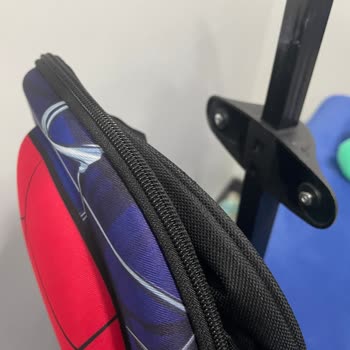 Yeni Alınan Çocuk Çantası Evde Hemen Yırtıldı, Kalite Hayal Kırıklığı